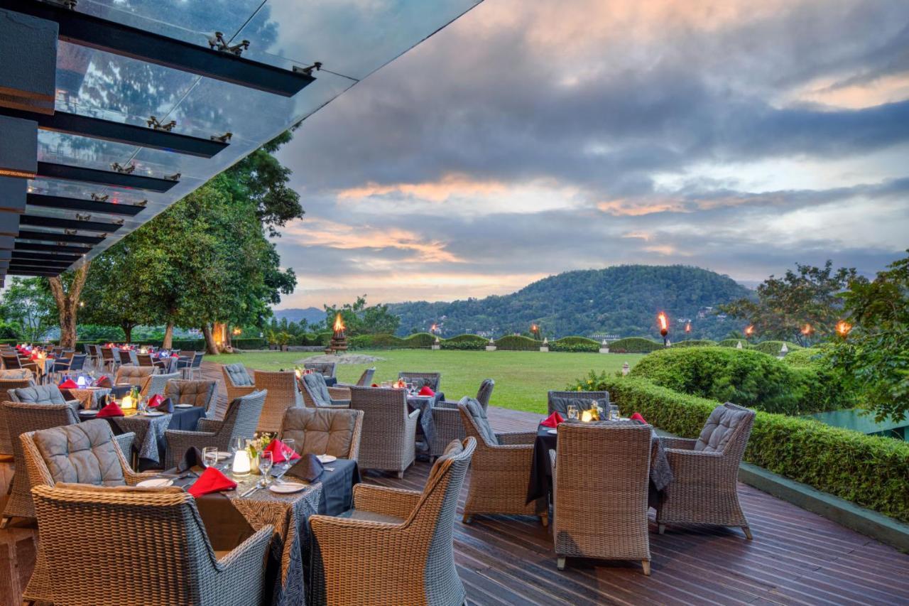 Earl's Regency 5* Kandy